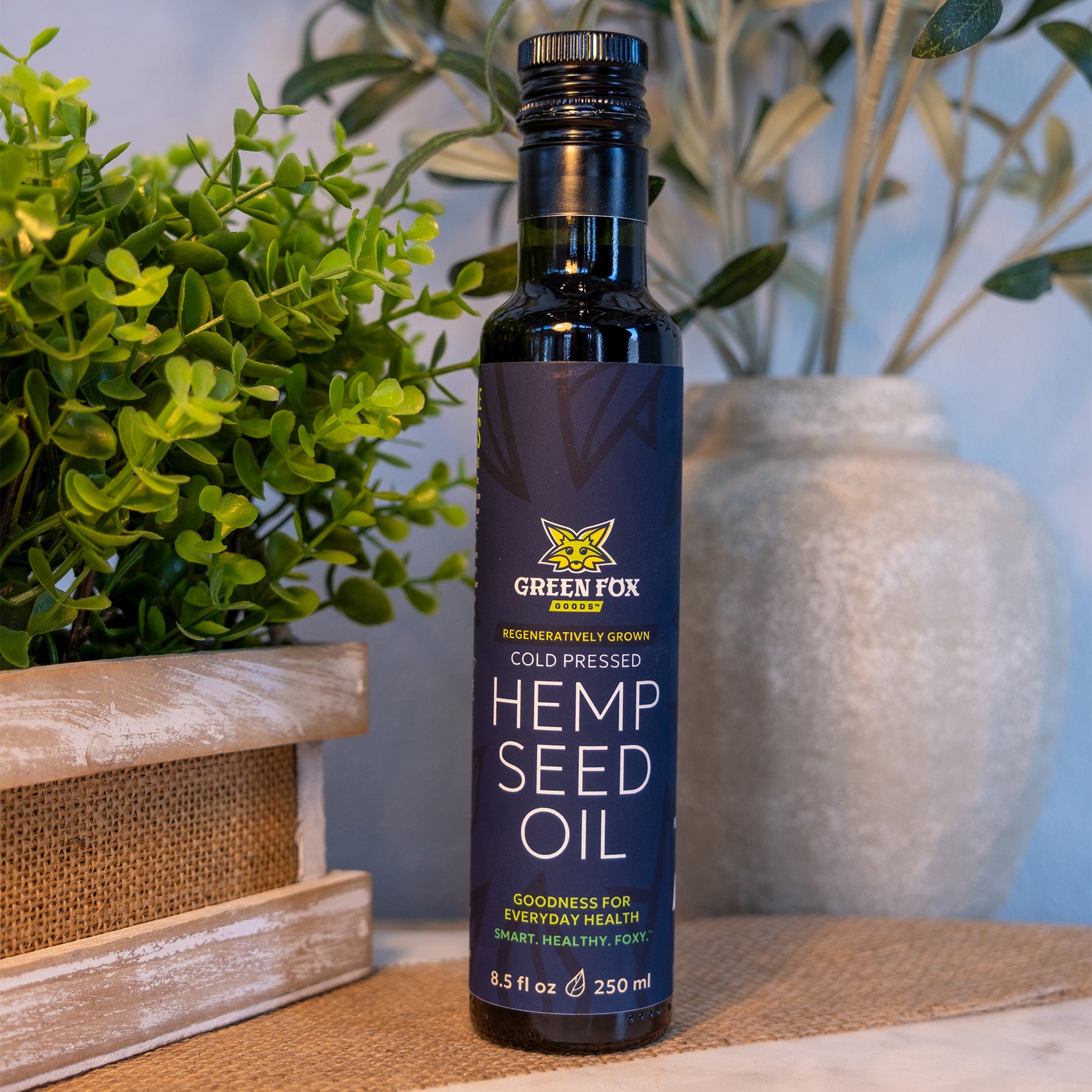 Moisturizing oil, Edible hemp oil, hemp seed oil, Hemp Seed Oil used in salad dressing, hemp seed oil benefits, hemp seed oil nutrition